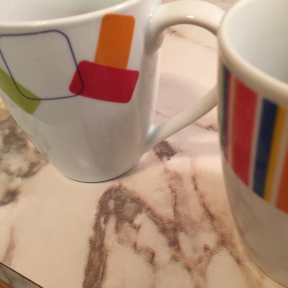 MCM Style Porcelain Coffee Mugs 4 inch tall set/2 - Picture 12 of 14